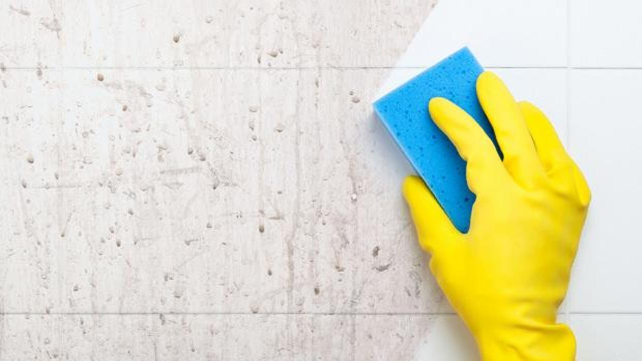 Fayanslardaki yağ lekelerine hızlı &ccedil;&ouml;z&uuml;m: İşte en etkili temizlik t&uuml;yoları