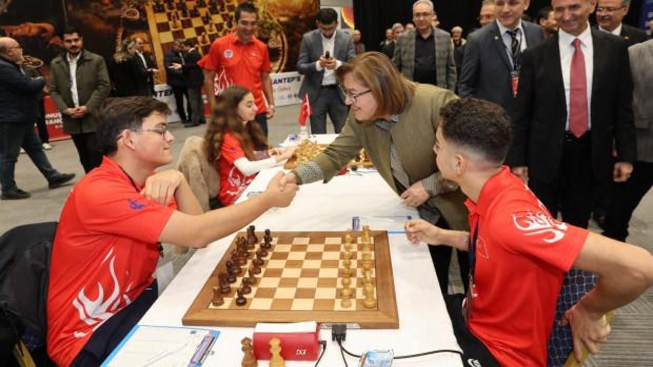 Gaziantep B&uuml;y&uuml;kşehir, T&uuml;rk d&uuml;nyasının ilk satran&ccedil; buluşmasına ev sahipliği yapıyor