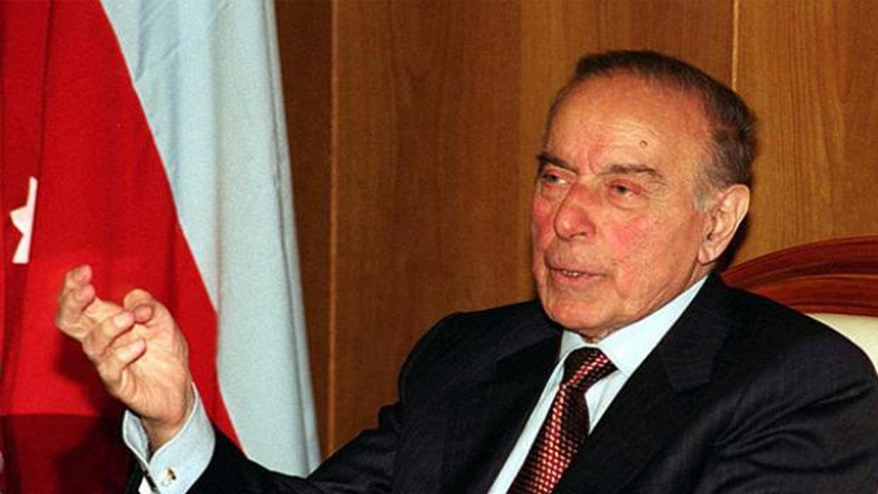 Haydar Aliyev kimdir? Ölüm yıl dönümünde anılıyor