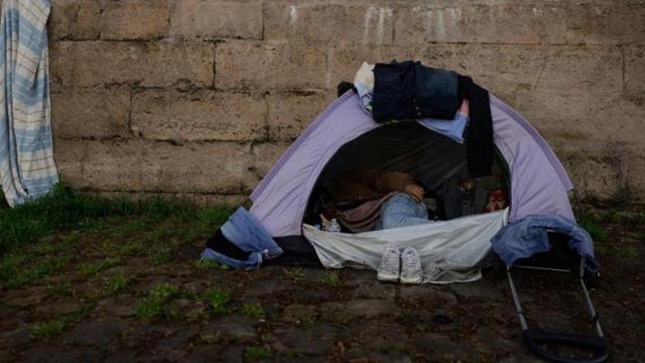 İngiltere'de evsizlik kabusu büyüyor! 175 bini çocuk 380 bin kişi sokakta kaldı