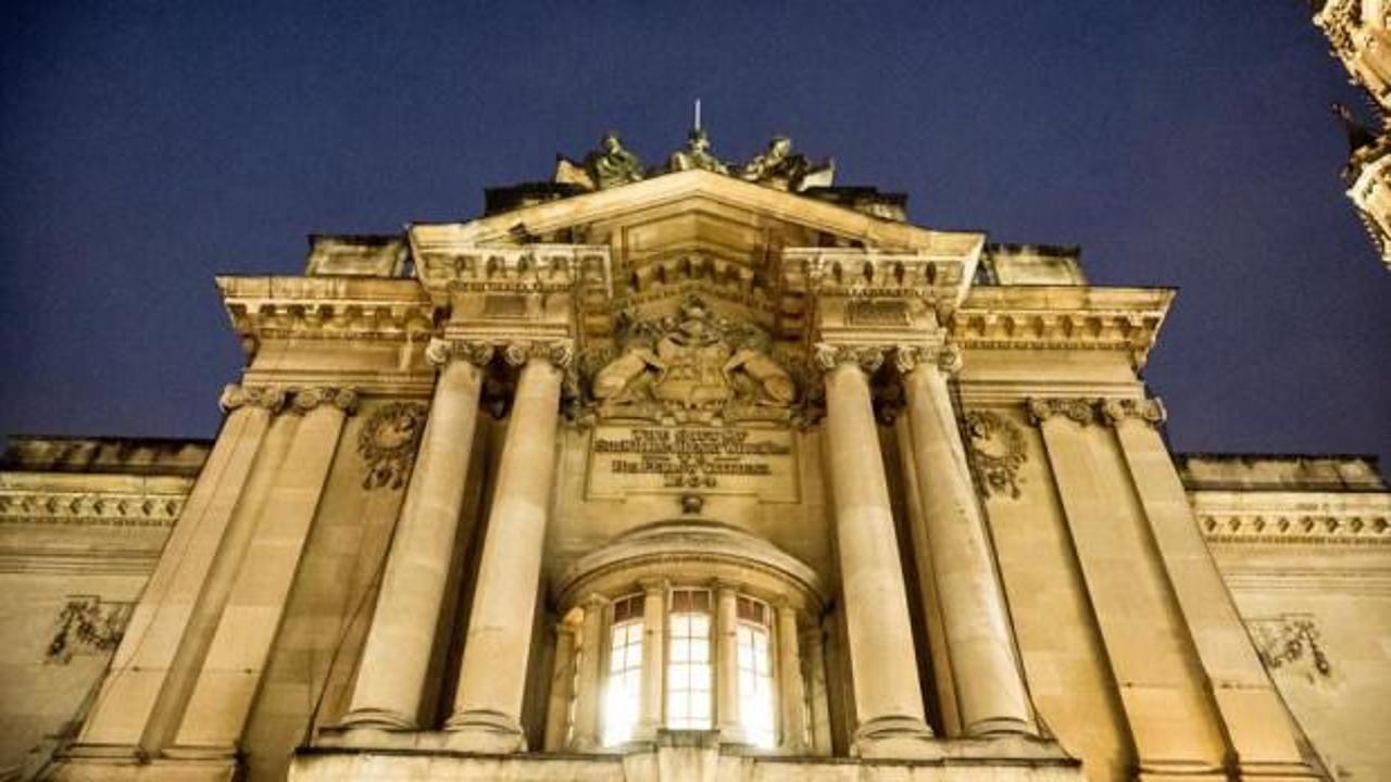 İngiltere'de müze soygunu: 4 kişi 600'den fazla eser çaldı