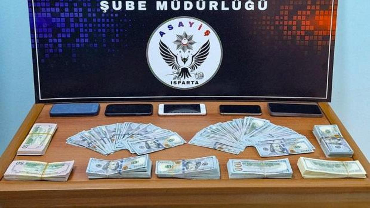 Kendilerini polis olarak tanıtıp milyonluk vurgun yapan 3 şüpheli tutuklandı
