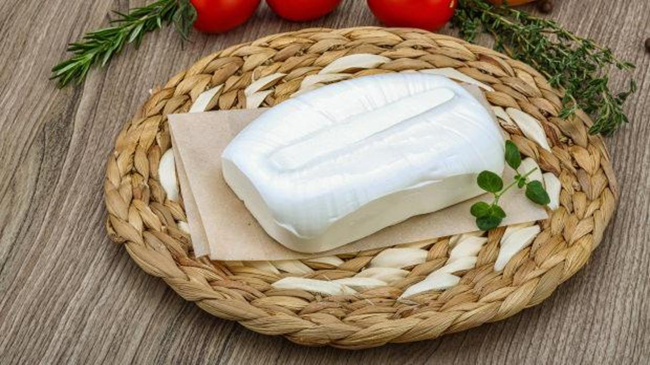 Krem Gibi: Labne (Süzme Yoğurt Peyniri)