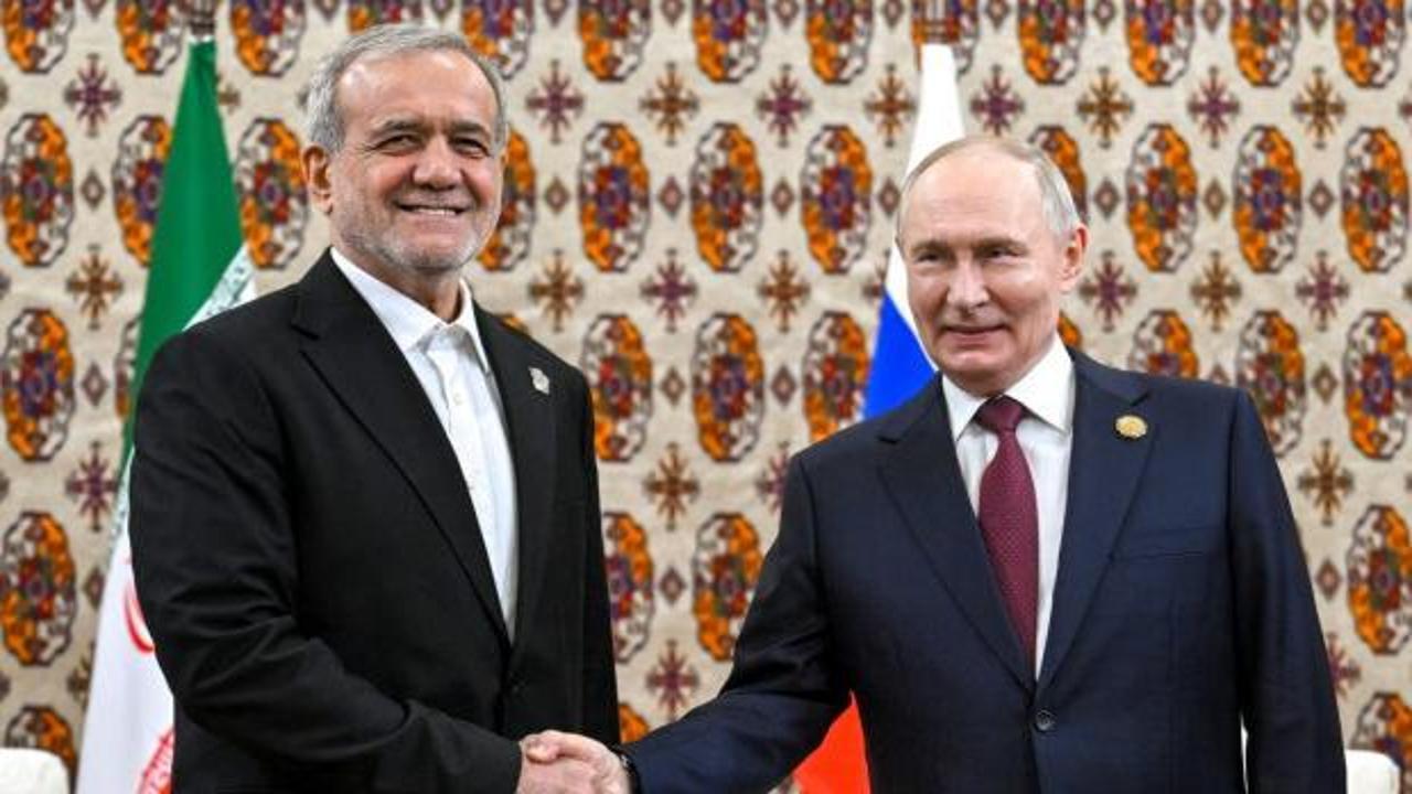 Putin ile İran Cumhurbaşkanı Pezeşkiyan, Türkmenistan’da görüştü