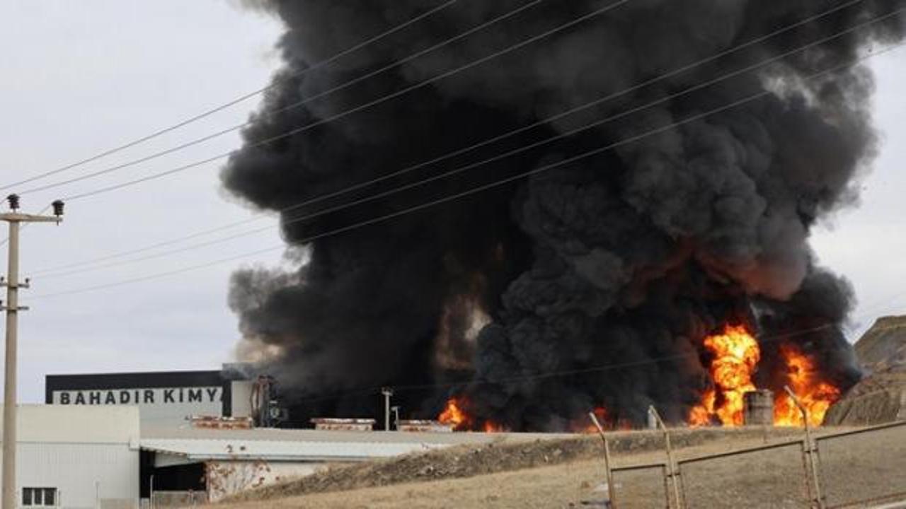 Son Dakika: Kırıkkale'de kimya fabrikasında yangın!
