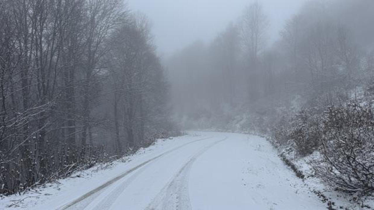 Tokat'ın y&uuml;ksek kesimleri beyaza b&uuml;r&uuml;nd&uuml;