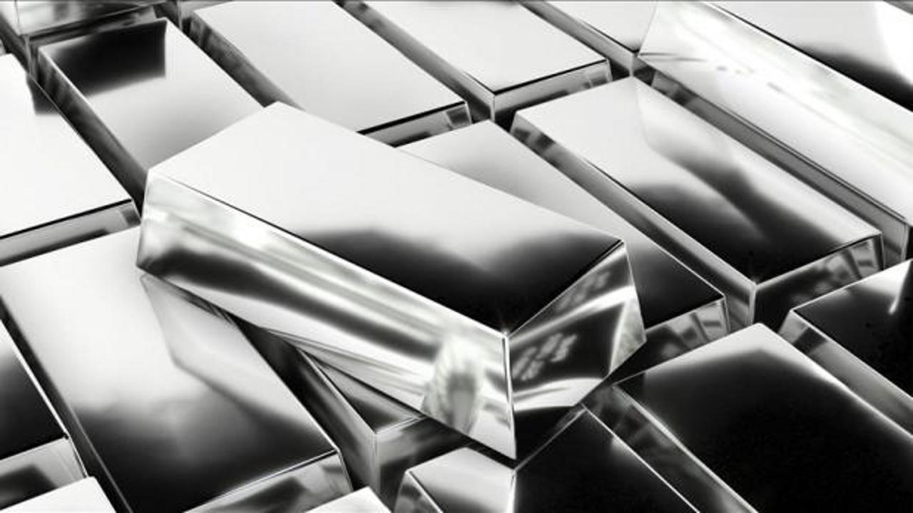 Gümüşten tarihi rekor! Ons fiyatı ilk kez 60 doları aştı