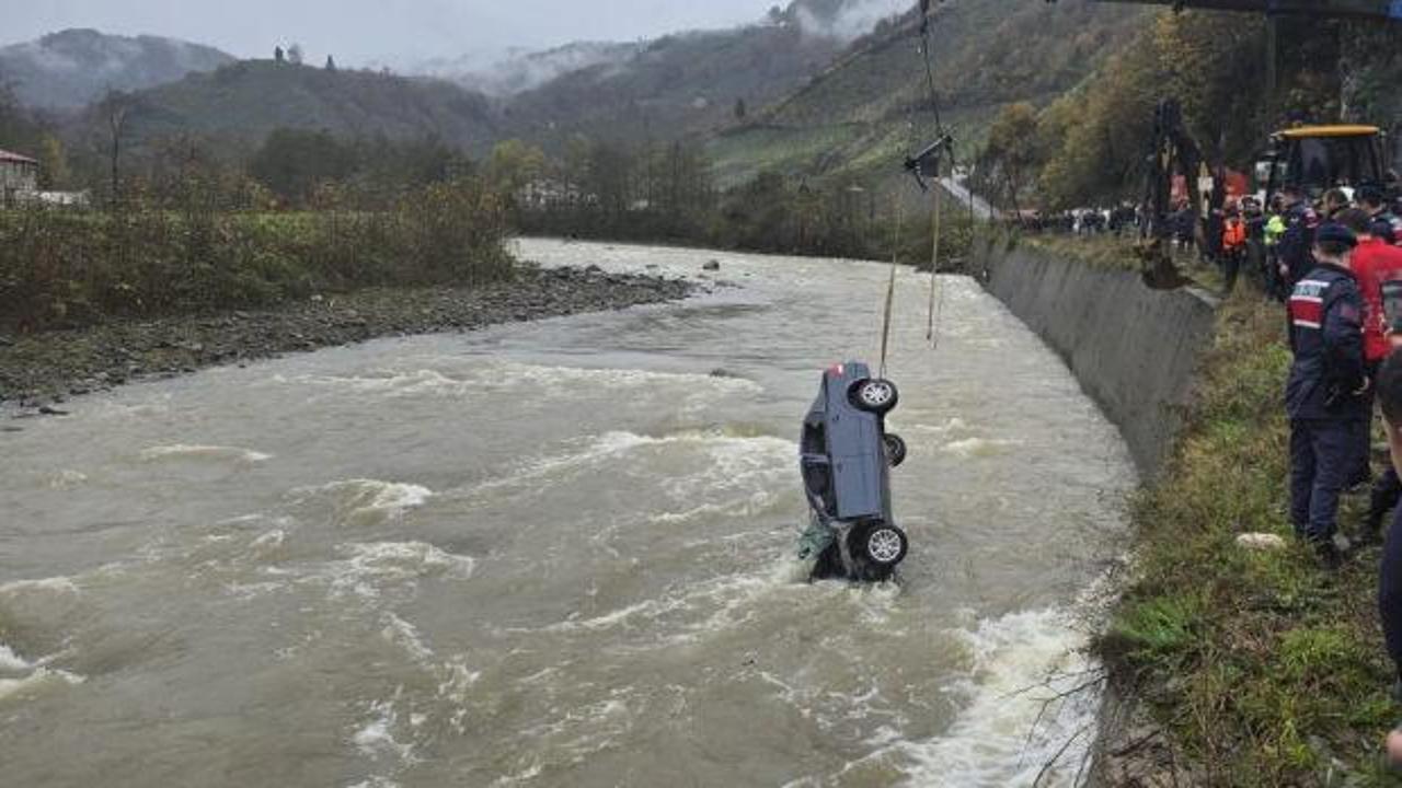 Vefat eden annesi için mezar yeri bakıyordu: 2 kişi feci şekilde can verdi!