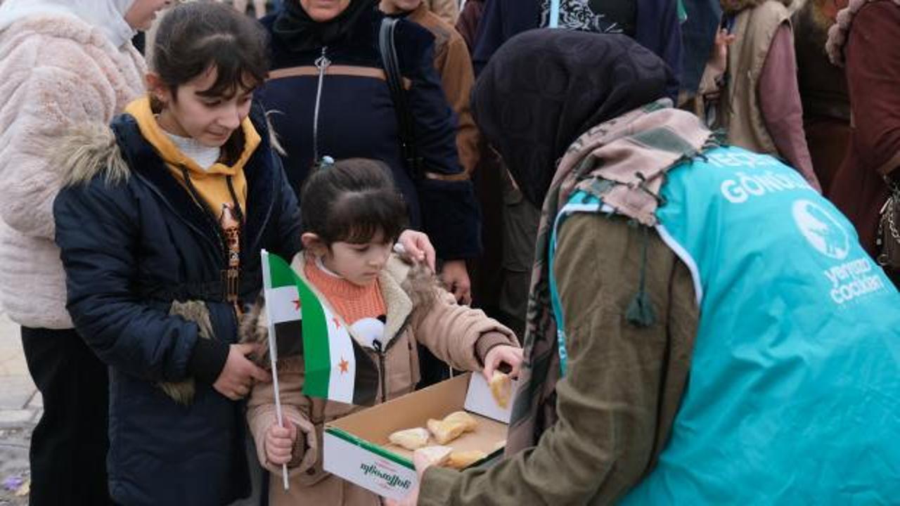YEÇED, Suriyeli gençlerin mutluluğu paylaşmak için devrim yıldönümünde Halep’te