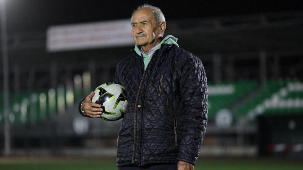 Ne Fatih Terim ne Mustafa Denizli: Yeşil sahaların en yaşlısı Zonguldak’tan