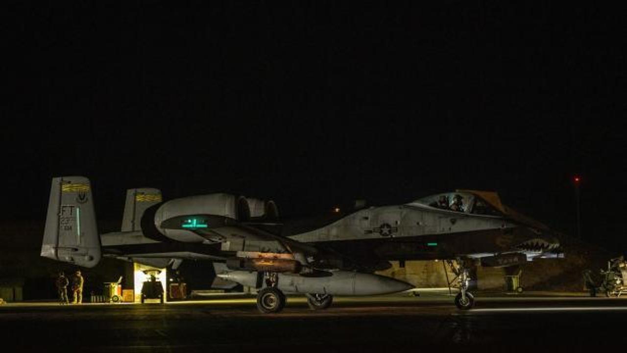 ABD'den Suriye'de DEAŞ'a operasyon! Çok sayıda hedef vuruldu