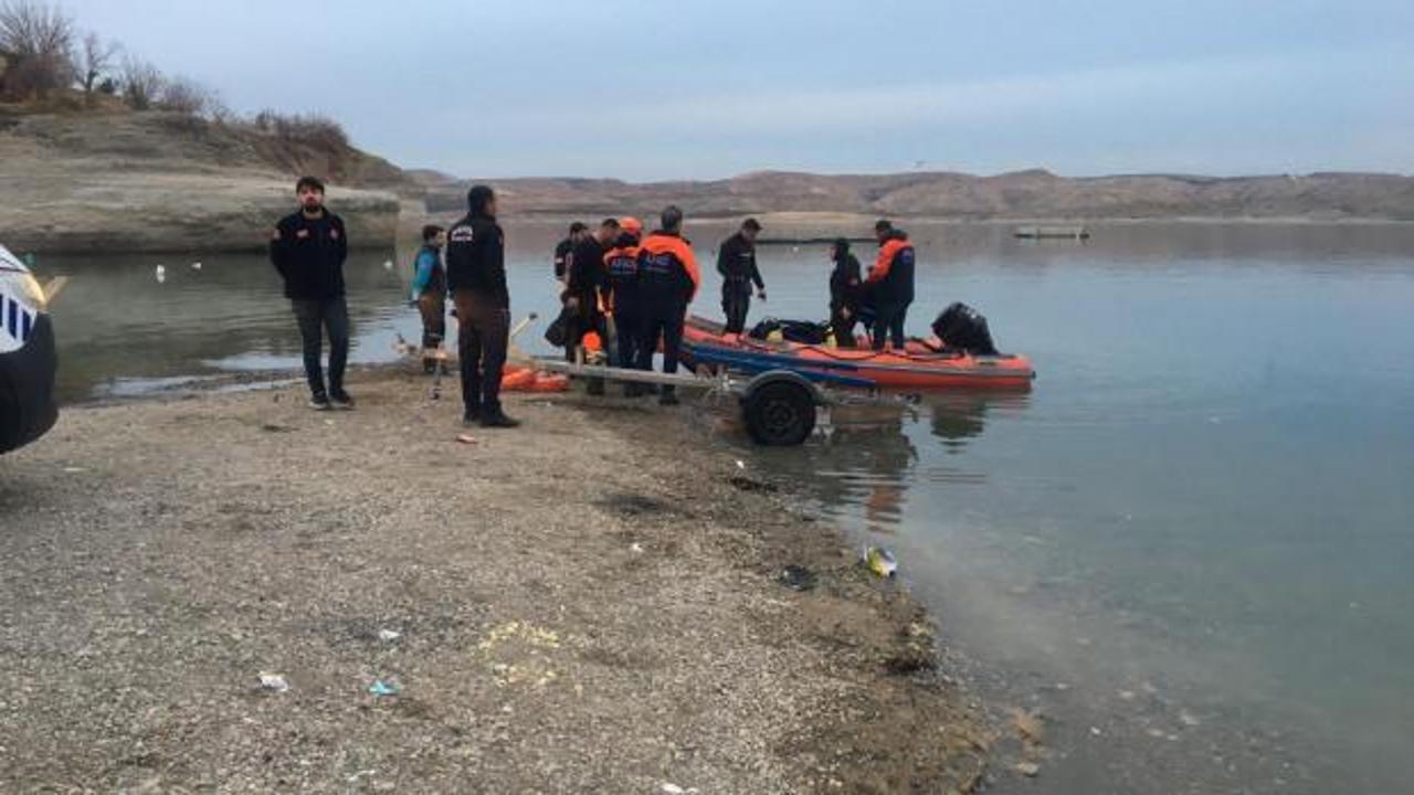 Adıyaman'da tekne alabora oldu! 1 kişi kayıp