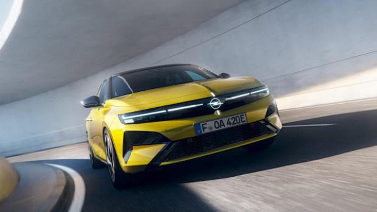 Efsane geri d&ouml;nd&uuml;! Yeni Opel Astra resmen tanıtıldı!