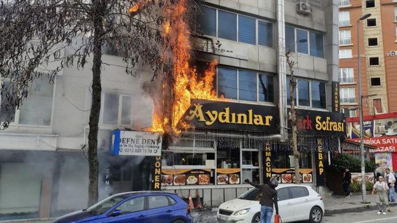 Esenyurt'ta korkutan yangın! &Ccedil;ok sayıda itfaiye ekibi sevk edildi