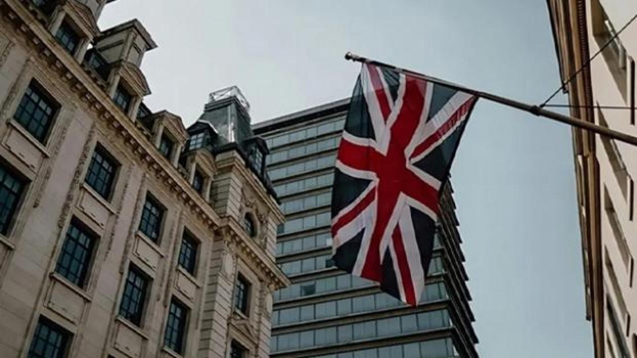 İngiltere'de işsizlik pandemiden bu yana en y&uuml;ksek seviyeye &ccedil;ıktı! 