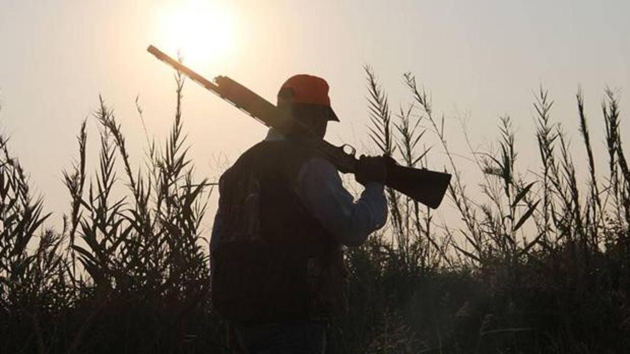 Kars'ta keklik avlayan 4 kişiye 98 bin 351 lira ceza kesildi