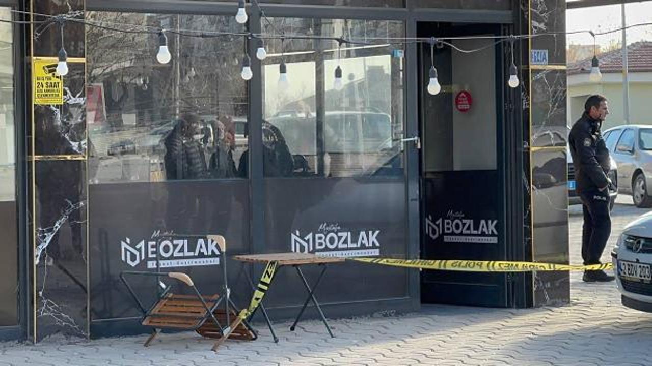 Kiracı dehşeti: Kanlar i&ccedil;ince yere yığıldı!