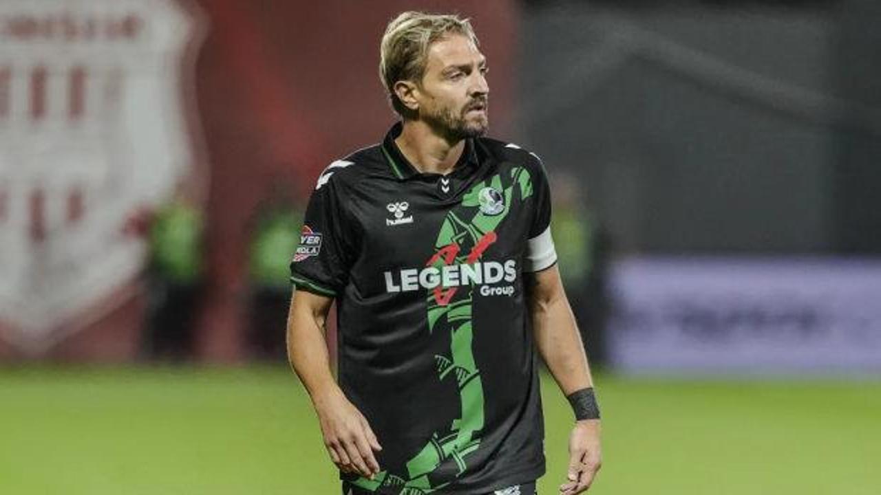 8 ma&ccedil;ta 3 kırmızı kart g&ouml;ren Caner Erkin'den kamuoyuna mesaj: Herkes bilsin...