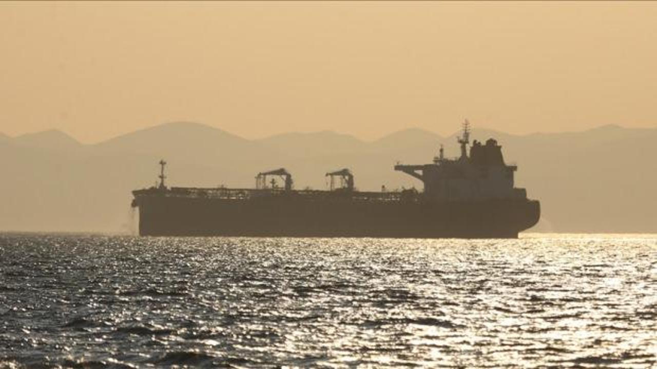 Maduro emir verdi: Venezuela'dan ABD ile &ccedil;atışma riskini artıran cevap