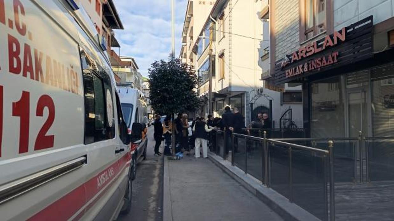 Sakarya'da ş&uuml;pheli &ouml;l&uuml;m: Yakınları kontrol i&ccedil;in gitti, acı manzarayla karşılaştı