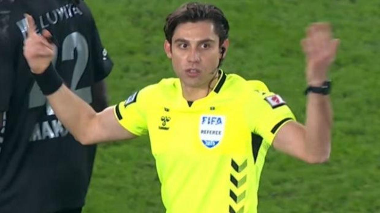 T&uuml;rkiye Kupası'nda penaltı itirazı! Hakemin VAR odasıyla iletişimi koptu