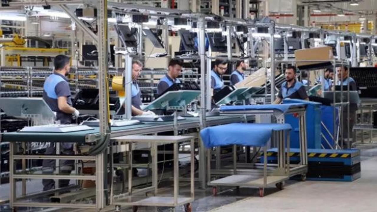 Fabrikadan iş&ccedil;ilerine y&uuml;zde 100 zam! Maaşlar dudak u&ccedil;uklatıyor