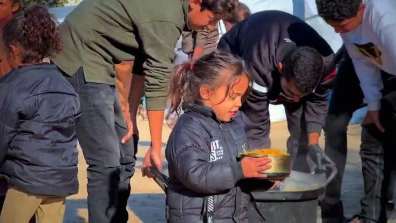 Kağıthane'den Gazze'ye uzanan yardım eli: Nusayrat'ta sıcak yemek desteği