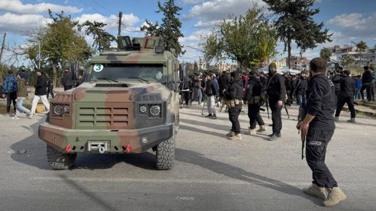 Son dakika haberi! Suriye'de karışıklık artıyor: Ordu Lazkiye'ye doğru harekete ge&ccedil;ti...