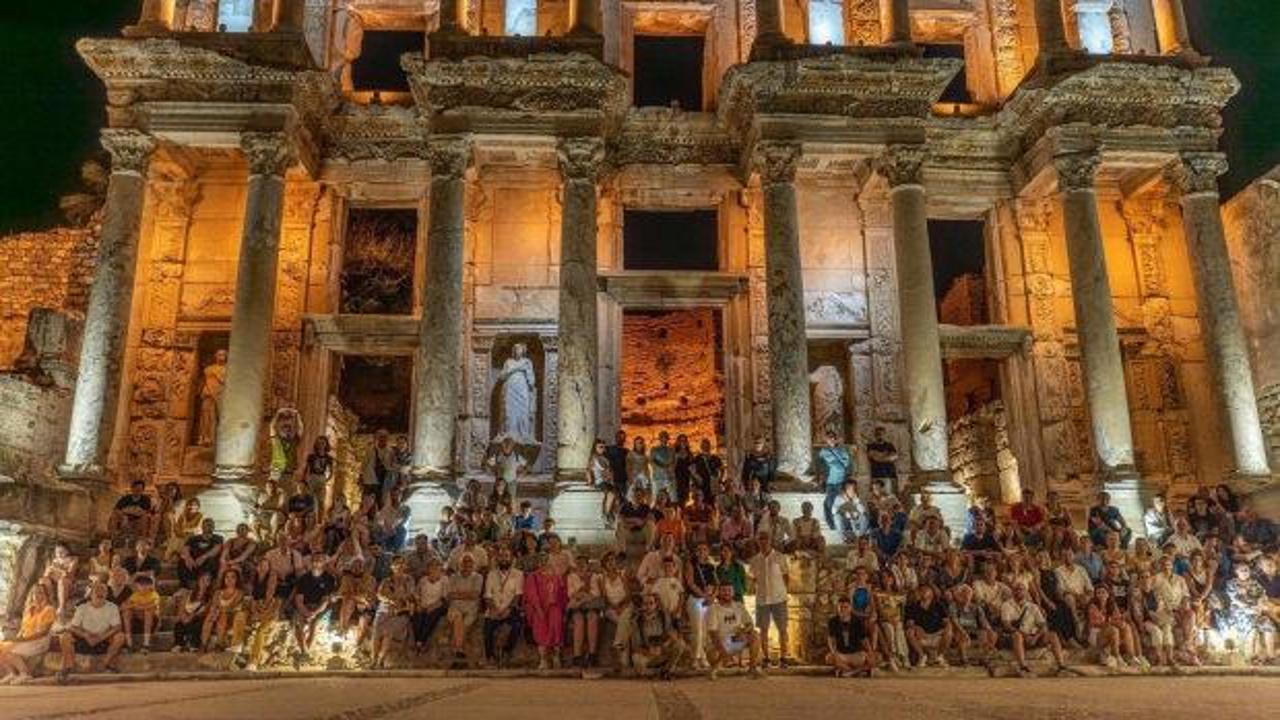 Bakan Ersoy a&ccedil;ıkladı: M&uuml;zeler 2025'te ziyaret&ccedil;i rekoruna koştu