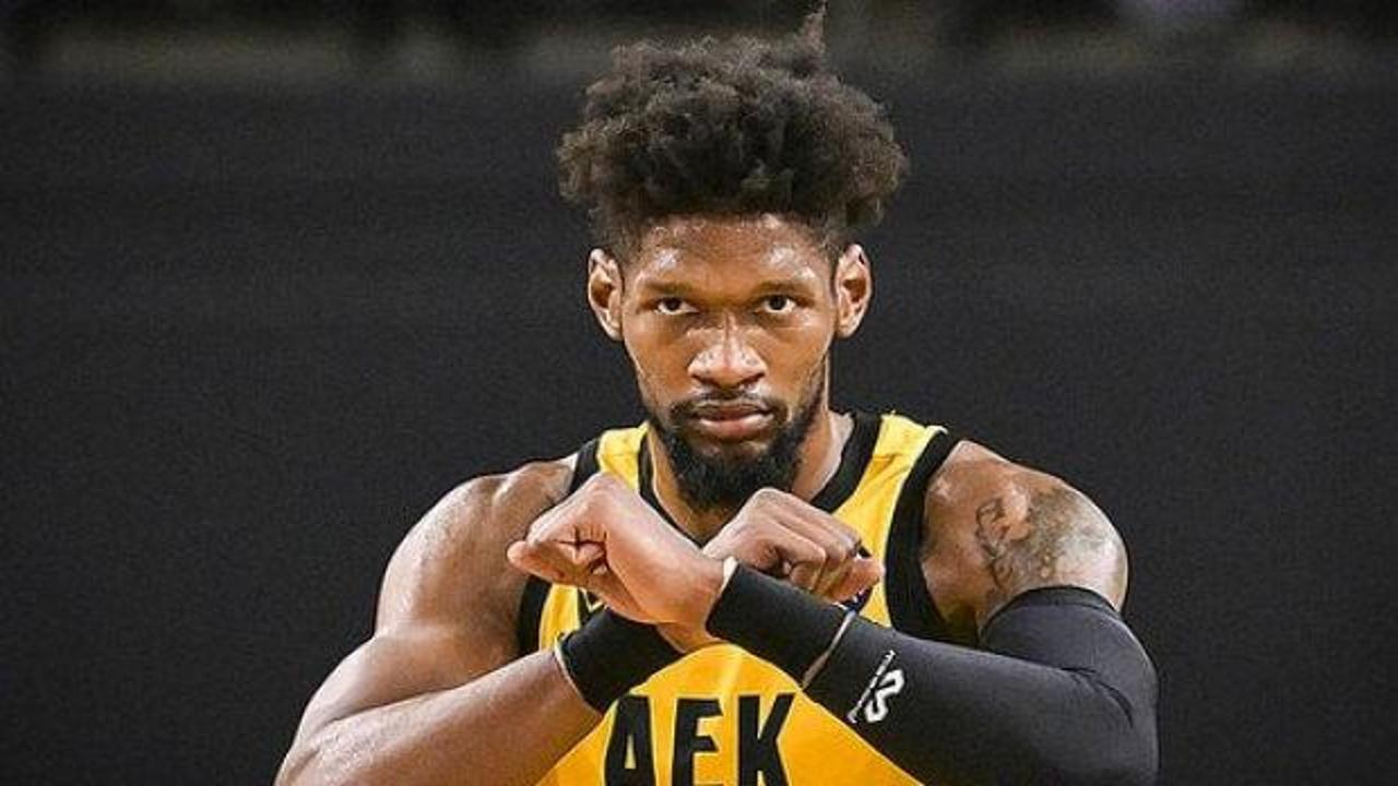 Fenerbah&ccedil;e, Gabonlu pivot Chris Silva'yı kadrosuna kattı