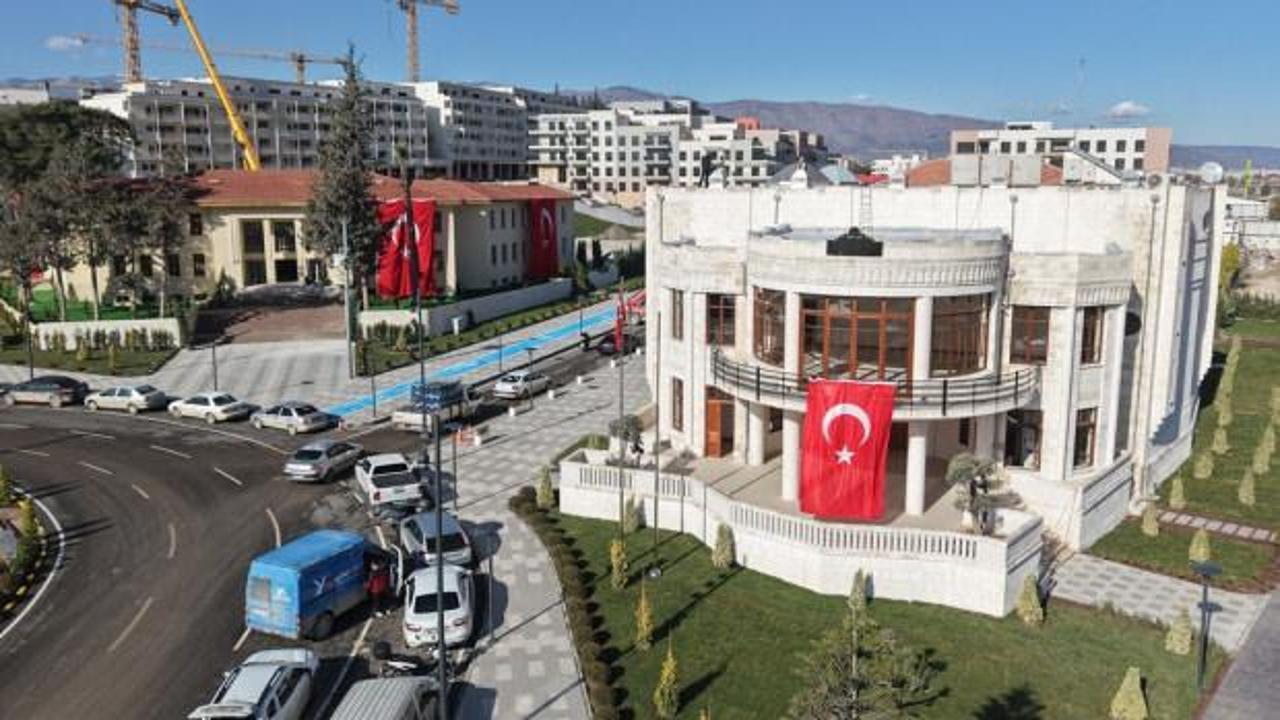 Hatay'da yeniden ayağa kaldırılan tarihi meclis binası devlet tiyatrolarına sahne olacak