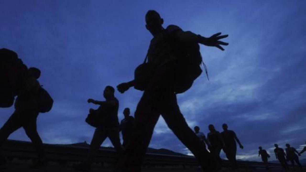 ABD sınırına devasa set! Washington'dan yasa dışı göç önlemi