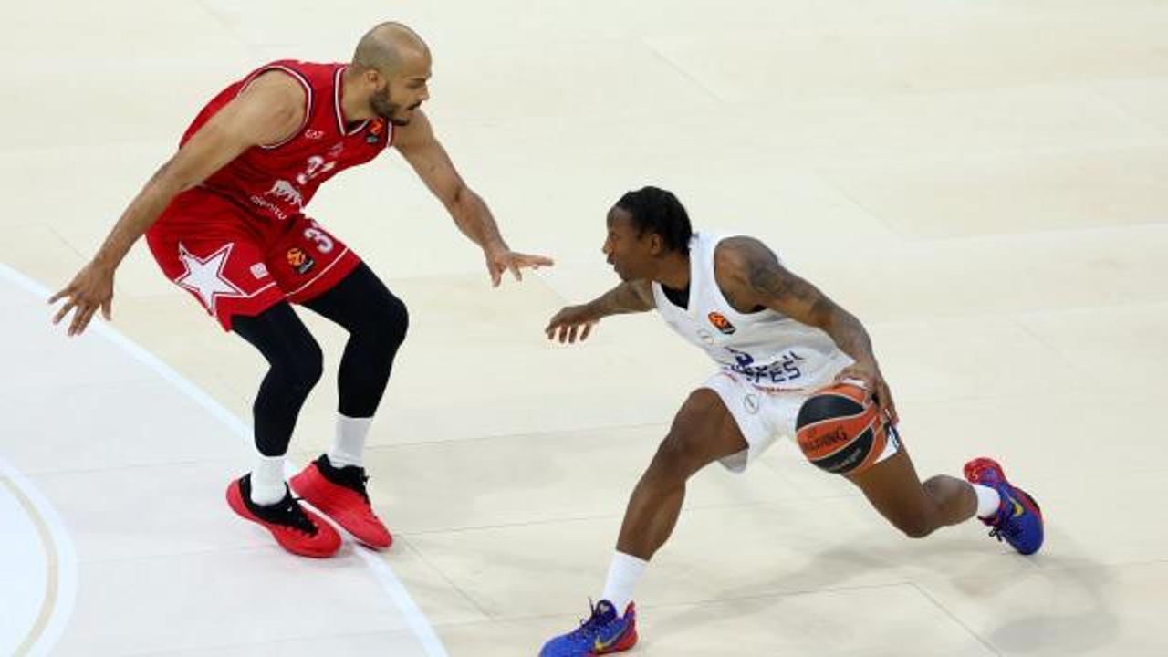 Anadolu Efes, Milano'da yıkıldı