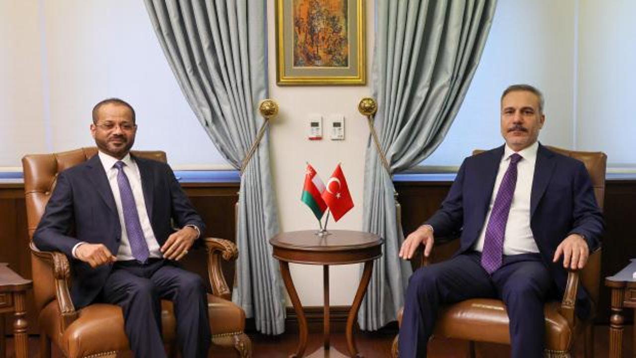 Dışişleri Bakanı Fidan Ummanlı mevkidaşıyla bir araya geldi