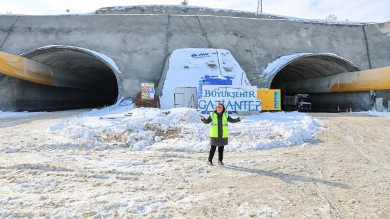 D&uuml;l&uuml;k-OSB T&uuml;neli&rsquo;nin d&ouml;rtte biri tamamlandı: 45 dakikalık yol 10 dakikaya inecek