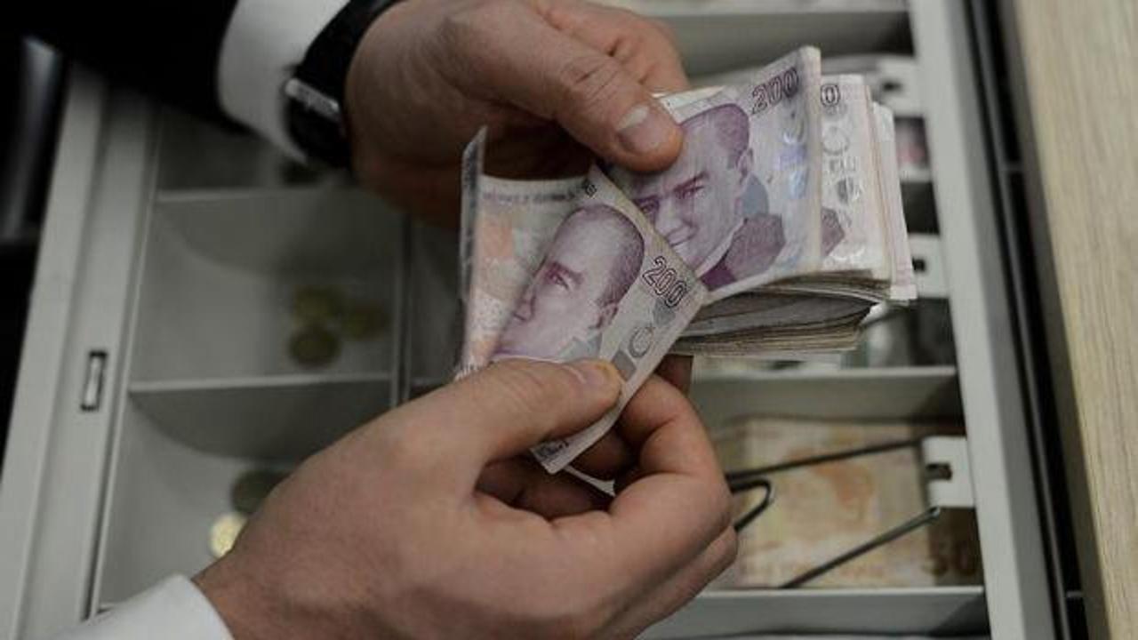 En düşük emekli maaşına düzenleme! SSK Bağkur emekli maaşı hesabı değişti! İşte tablo