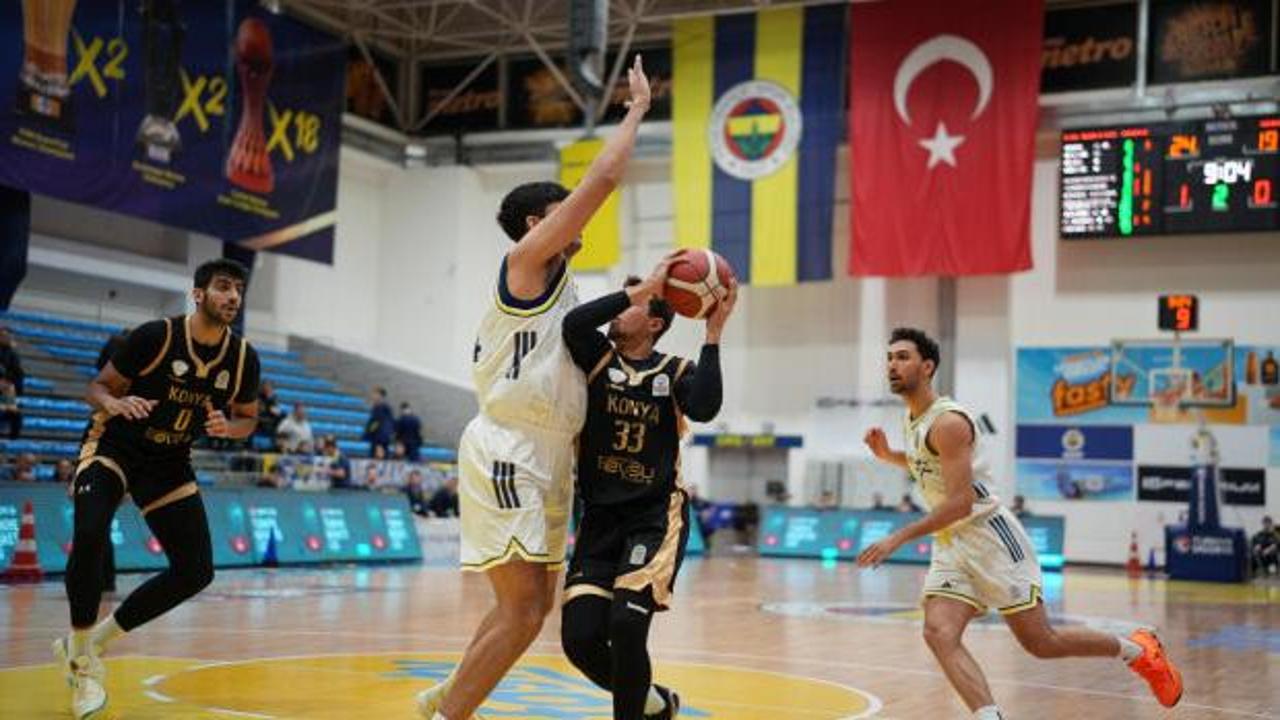 Konya Büyükşehir Belediyespor deplasmanda Fenerbahçe'yi devirdi!