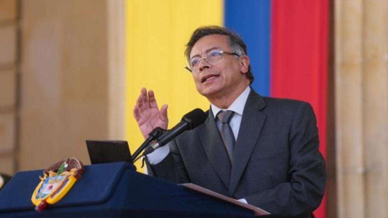 Petro ABD'ye mesajı mitingle verecek! Ulusal egemenlik meselesi dedi: Herkesi çağırdı!