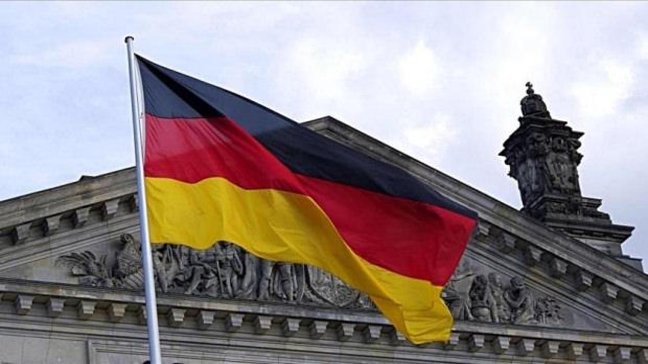 Araştırma: Almanya'da her 5 kişiden biri ülkeden göç etmeyi düşünüyor