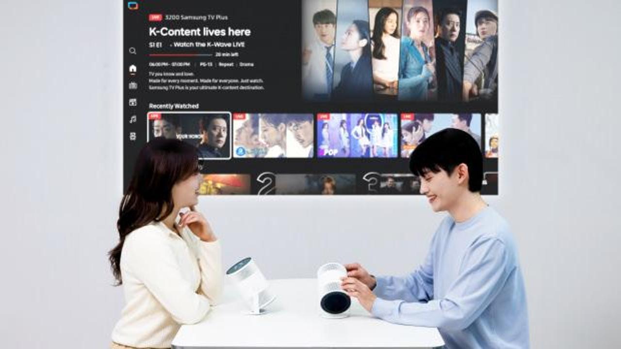 Samsung CES 2026&rsquo;da taşınabilir The Freestyle+ projekt&ouml;r&uuml; tanıttı!