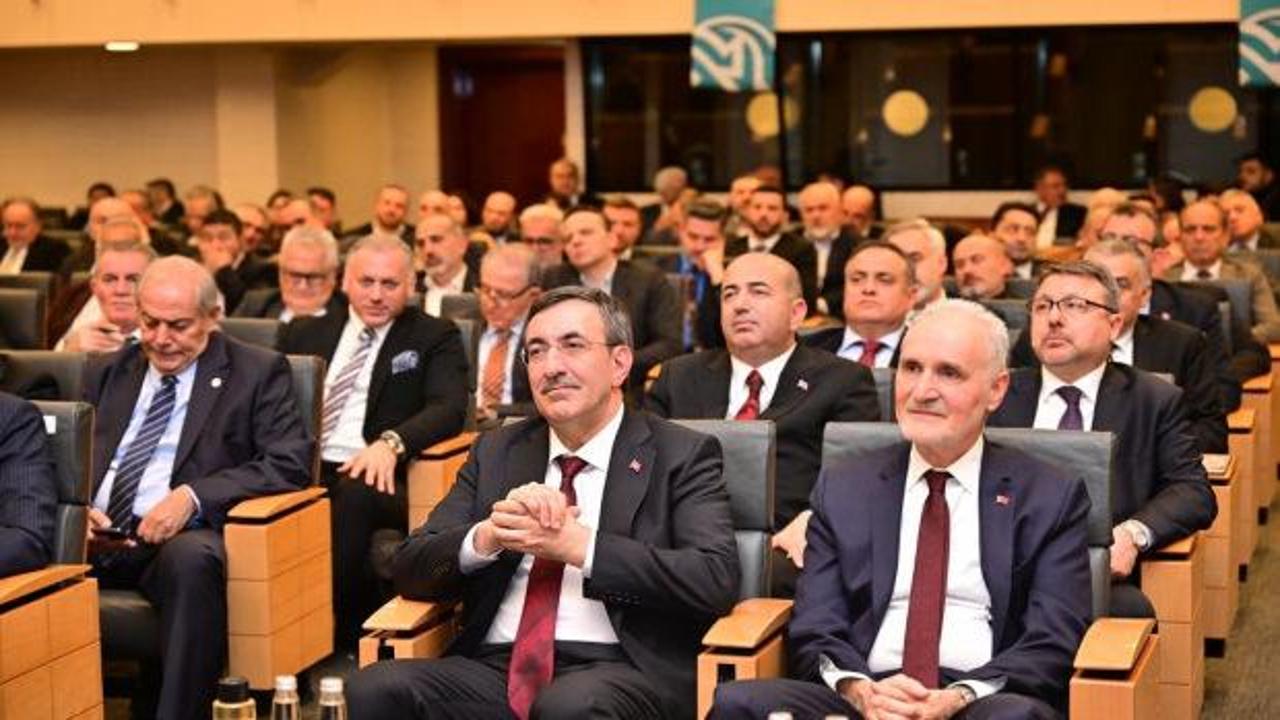 Şekib Avdagiç, iş dünyasının görüşlerini Cumhurbaşkanı Yardımcısı Yılmaz'a aktardı
