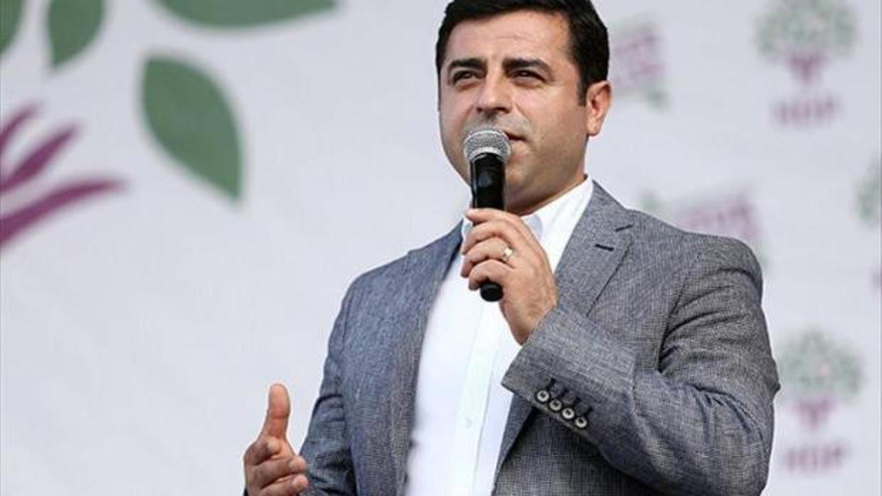 Selahattin Demirtaş'a 'cumhurbaşkanına hakaret' gerek&ccedil;esi ile hapis cezası