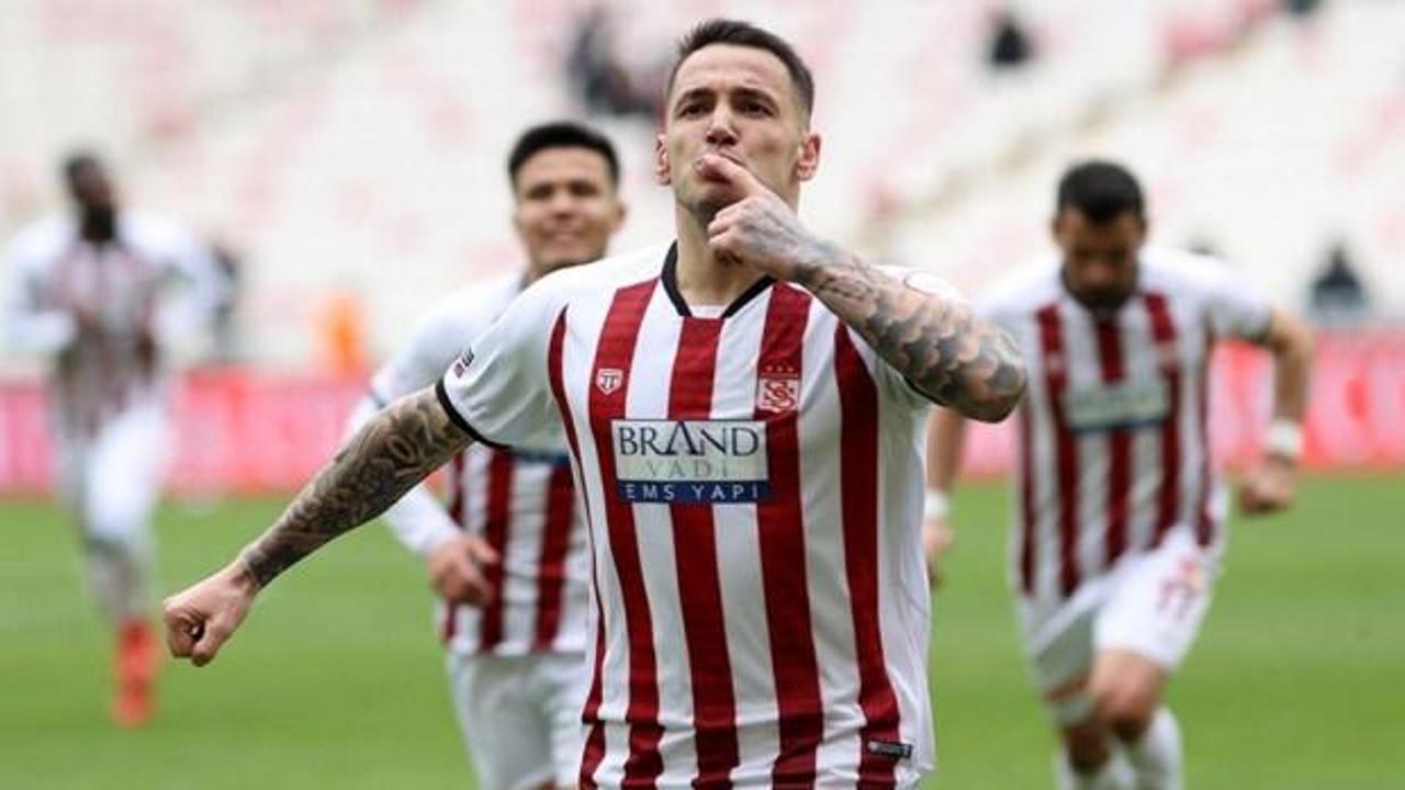 Sivasspor'dan 'Rey Manaj' atağı: 'Gerçekten çok istiyoruz'