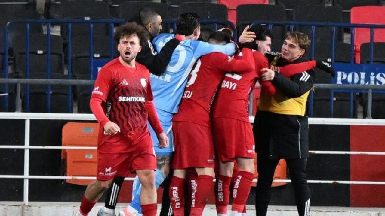 10 kişilik Gaziantep FK üç puanı 87'de kurtardı