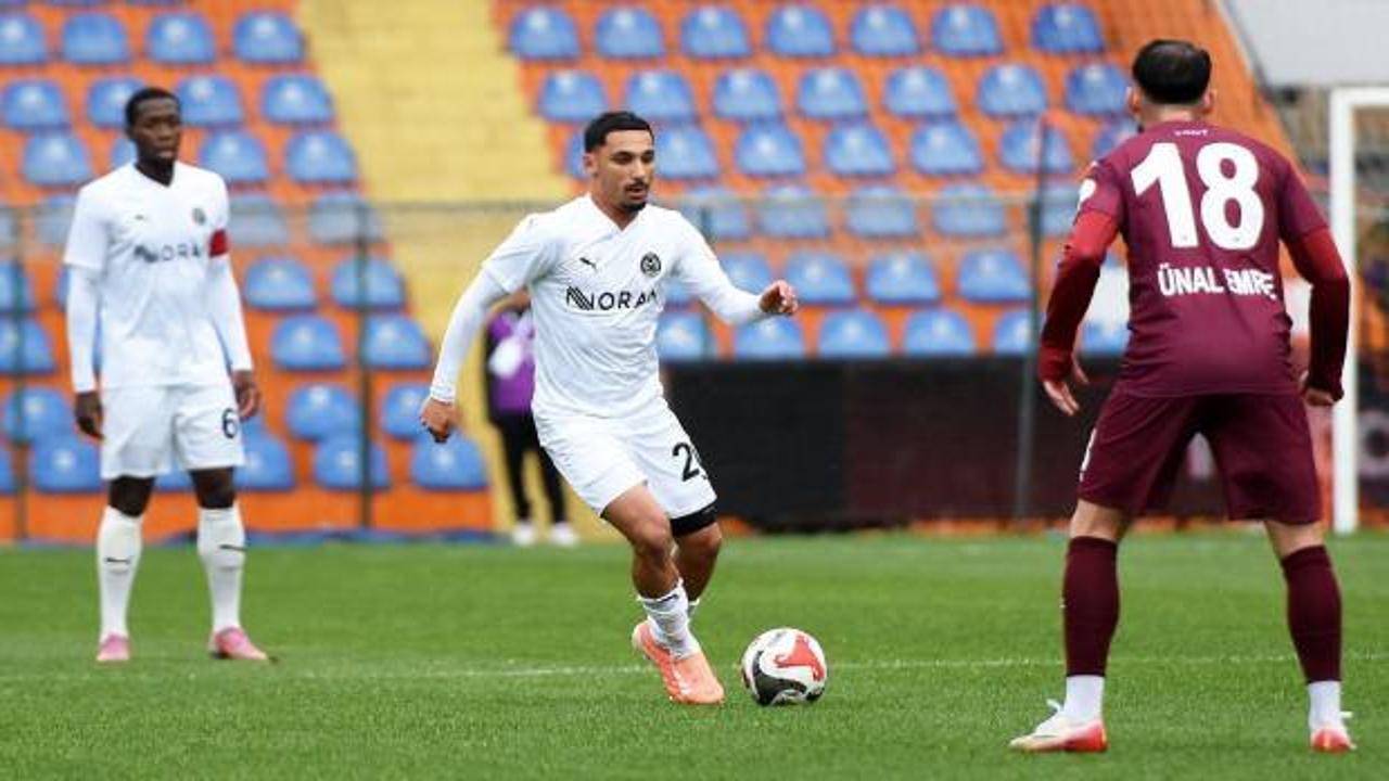 2 kırmızı kart çıkmıştı! 90+5'te 1-1 olan maçın skoru şaşırttı