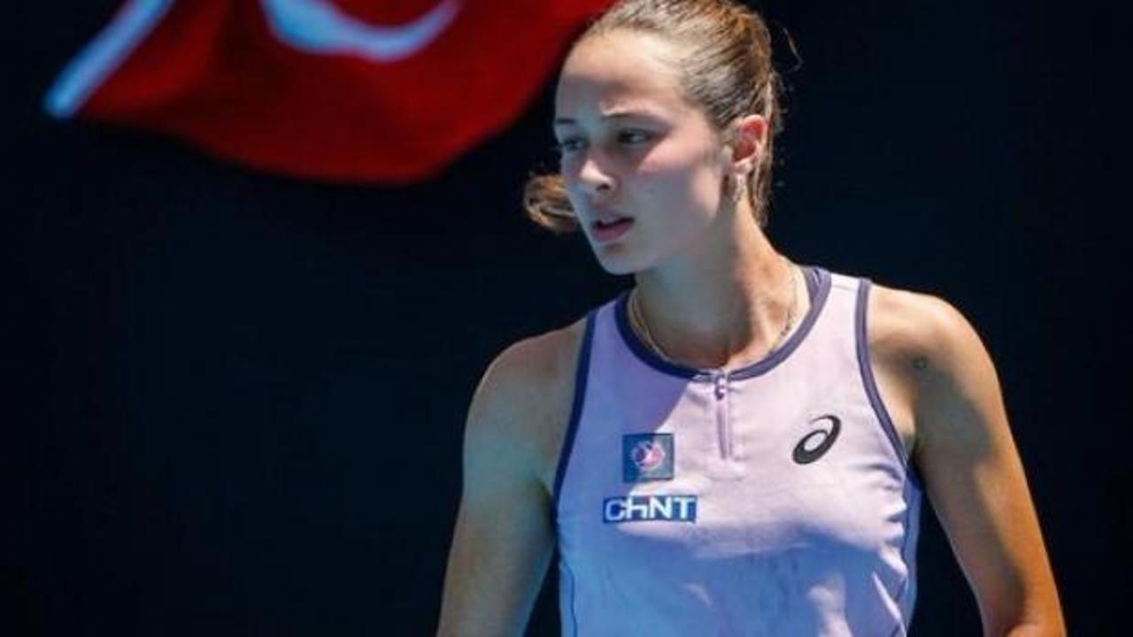 Milli tenisçi Zeynep Sönmez, Avustralya Açık elemelerinde 2. tura yükseldi