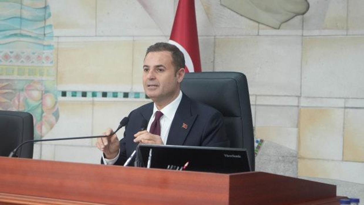 AK Parti'ye geçeceği iddia edilmişti! CHP'li Başkan Akın konuştu