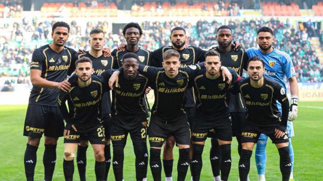 Ceza kalktı yıldız yağdı: Manchester'ın 2 takımından Süper Lig'e transfer