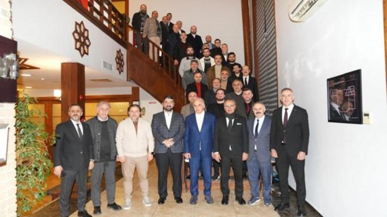 Ensar Vakfı Ümraniye Şubesi açılış yemeği yoğun katılımla gerçekleştirildi