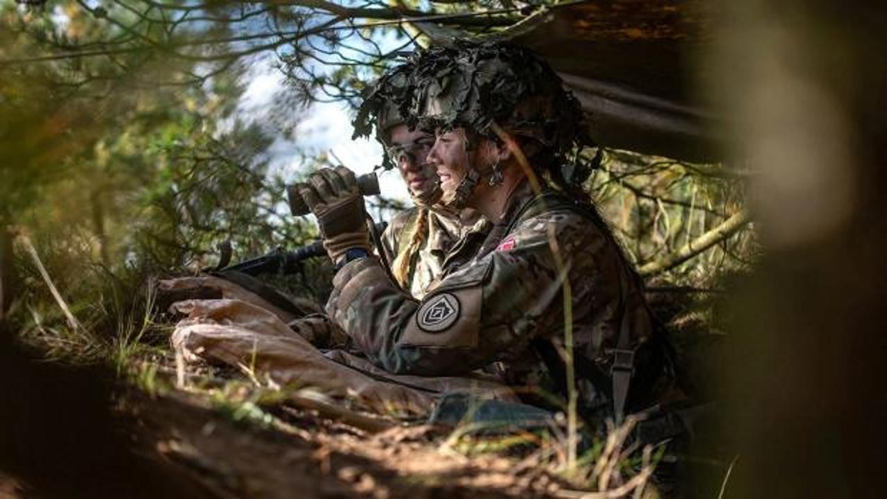 Grönland için savaş şimdiden başladı: Askeri çıkarma kararı! AB ve ABD karşı karşıya...